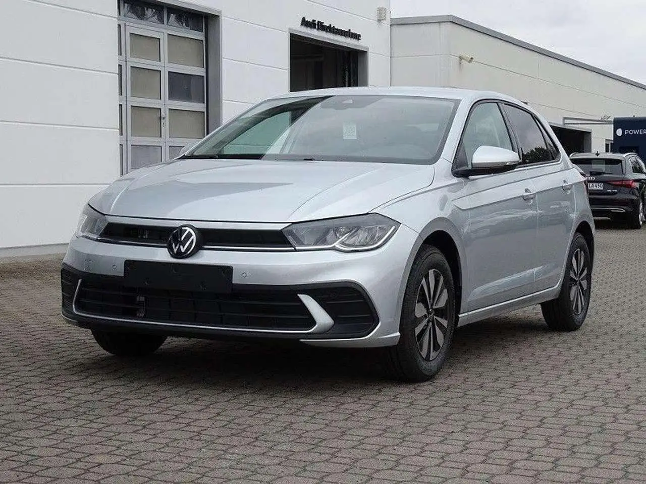 Photo 1 : Volkswagen Polo 2024 Petrol