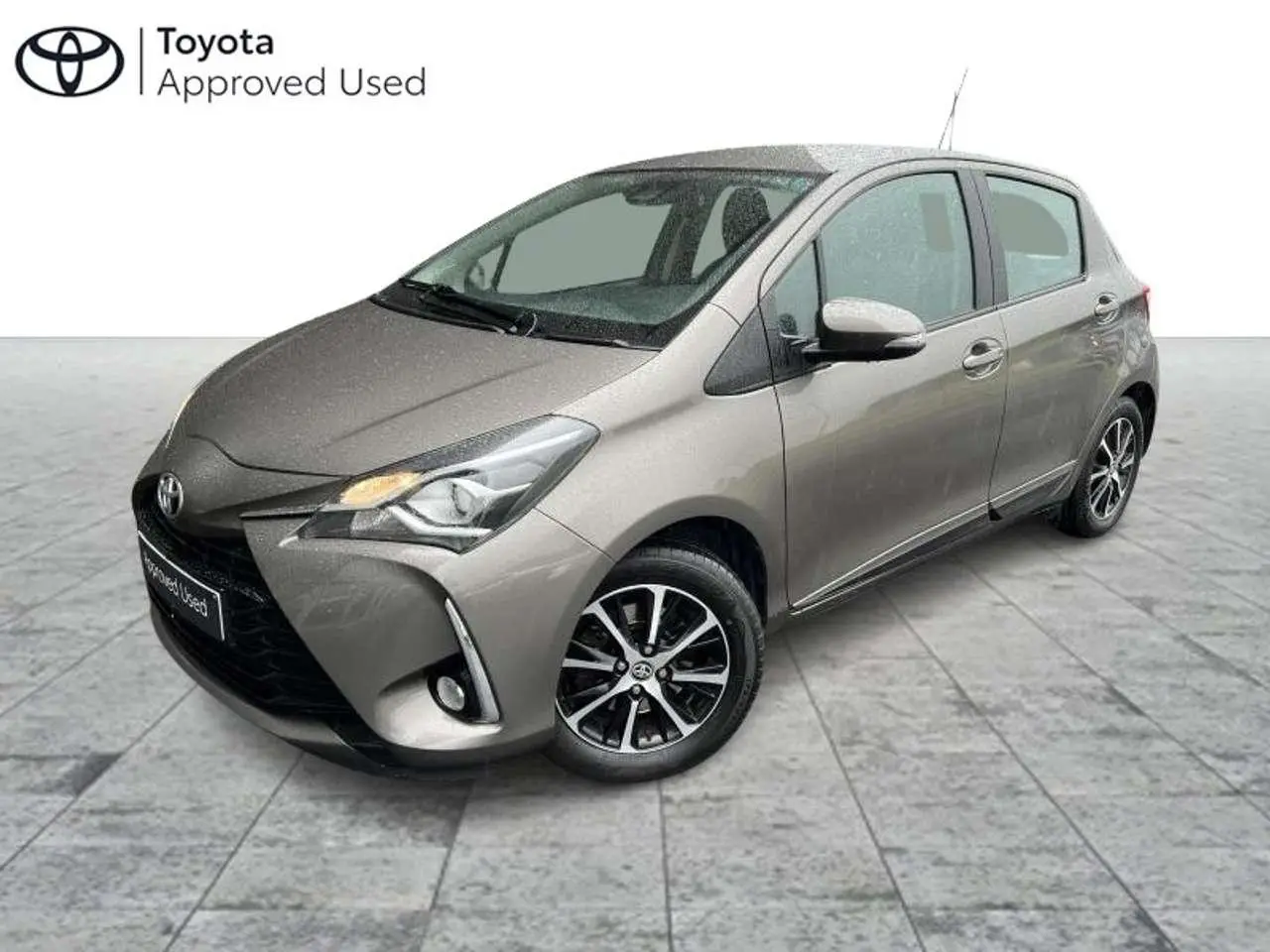 Photo 1 : Toyota Yaris 2018 Petrol