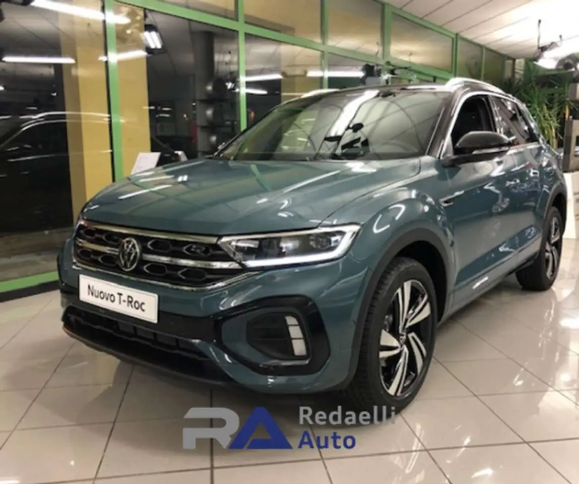 Photo 1 : Volkswagen T-roc 2024 Petrol