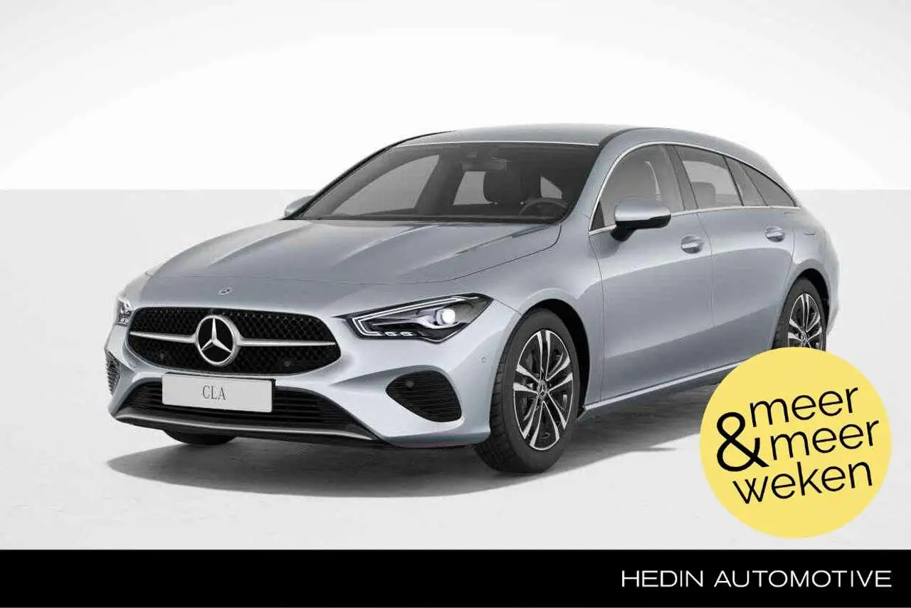 Photo 1 : Mercedes-benz Classe Cla 2024 Petrol