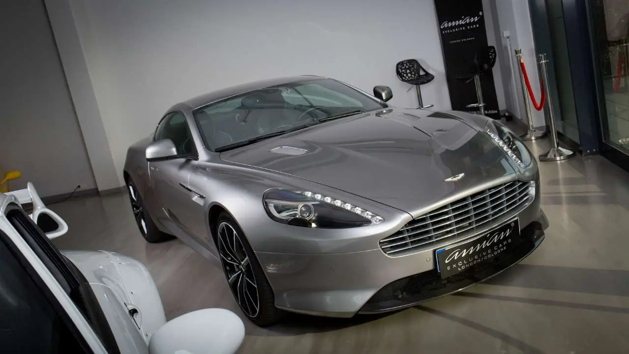 Photo 1 : Aston Martin Db9 2015 Essence