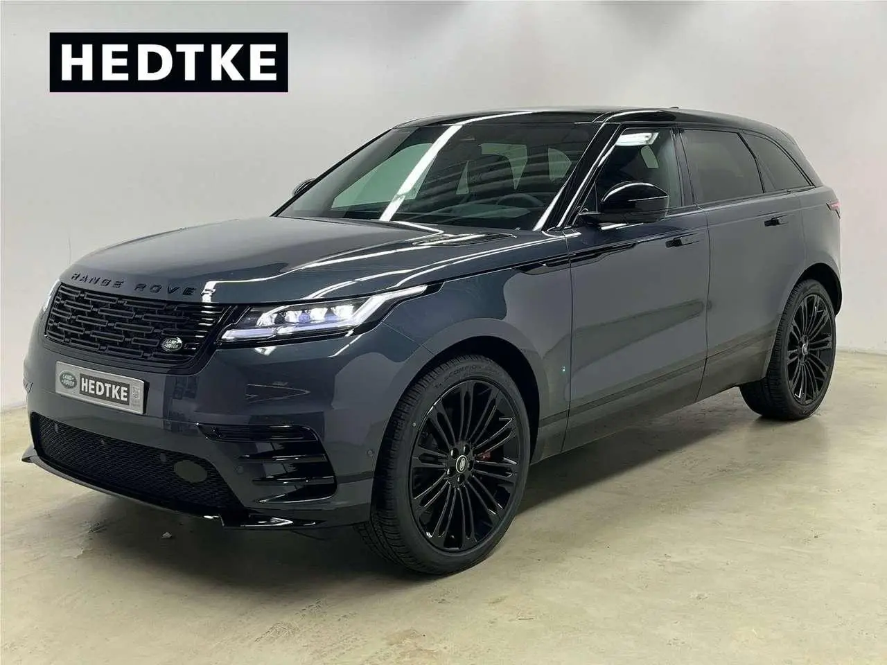 Photo 1 : Land Rover Range Rover Velar 2024 Diesel