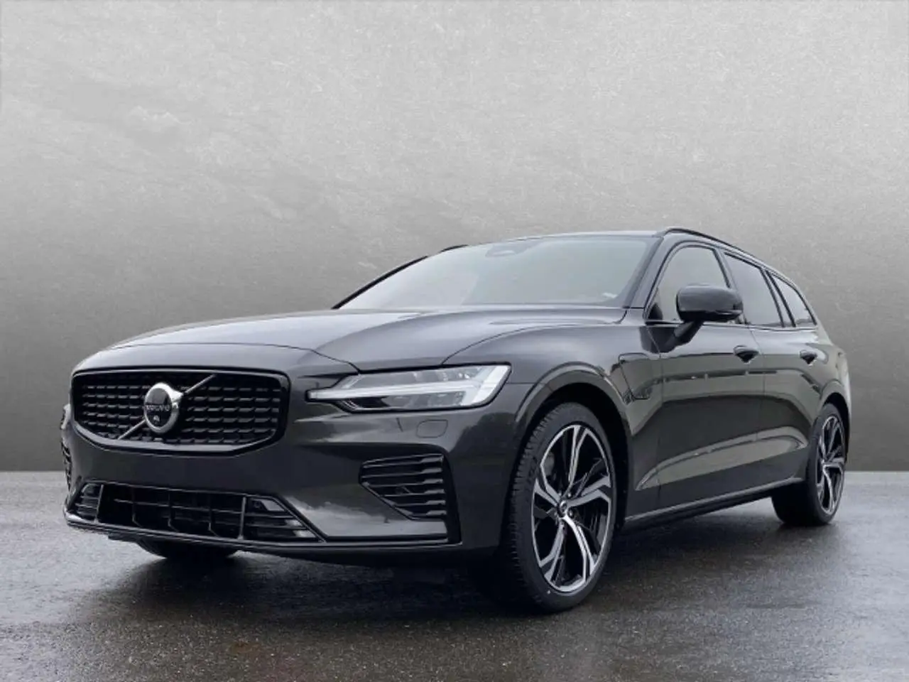 Photo 1 : Volvo V60 2024 Hybrid