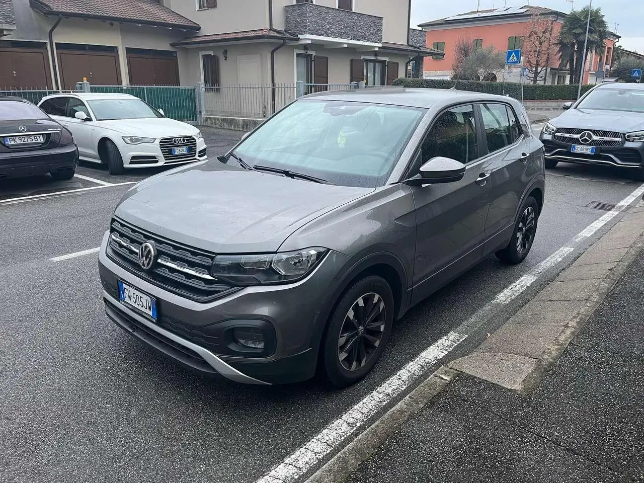 Photo 1 : Volkswagen T-roc 2019 Essence