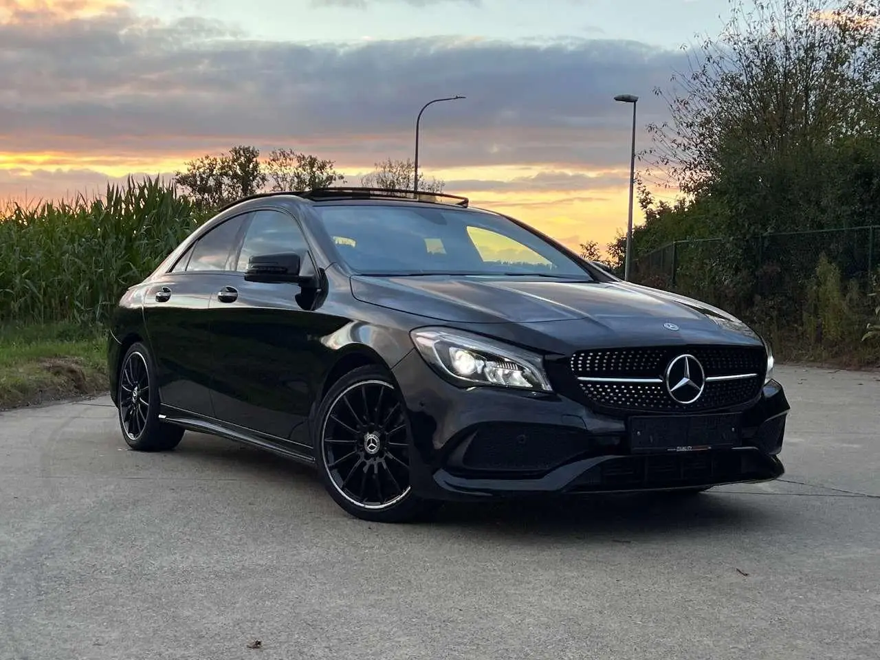 Photo 1 : Mercedes-benz Classe Cla 2019 Essence