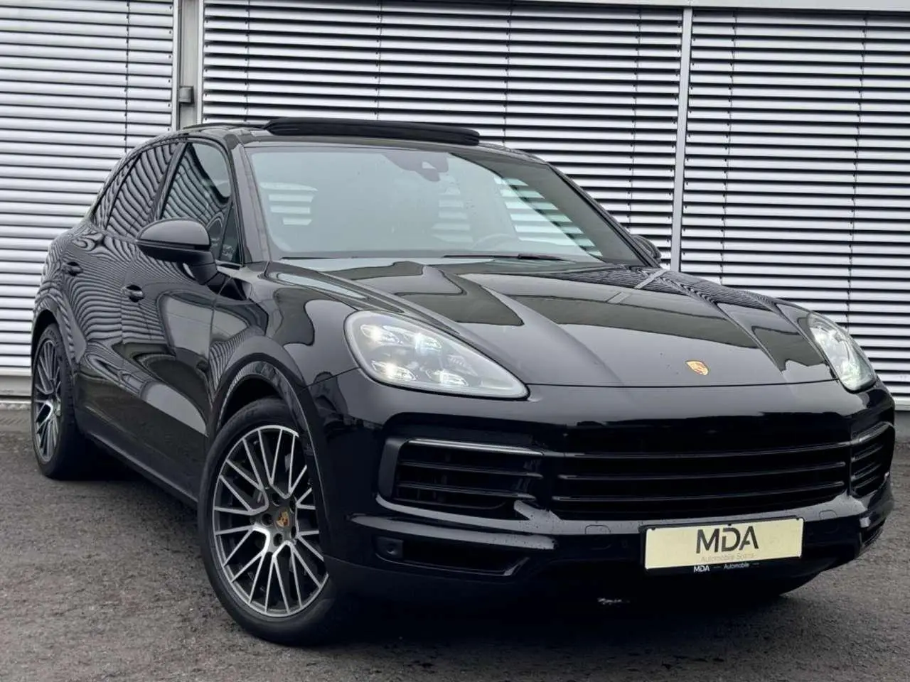 Photo 1 : Porsche Cayenne 2019 Essence