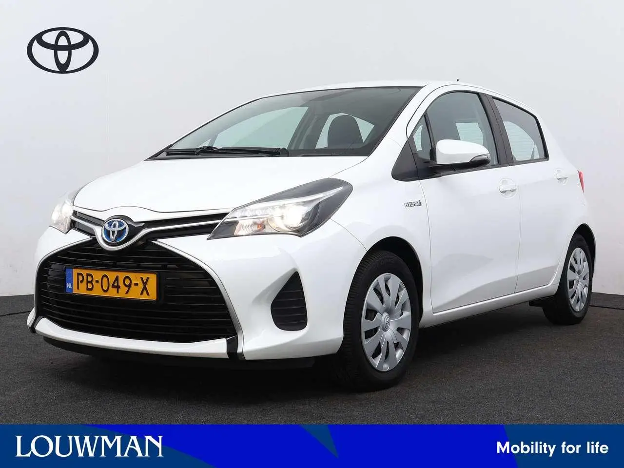 Photo 1 : Toyota Yaris 2017 Hybrid