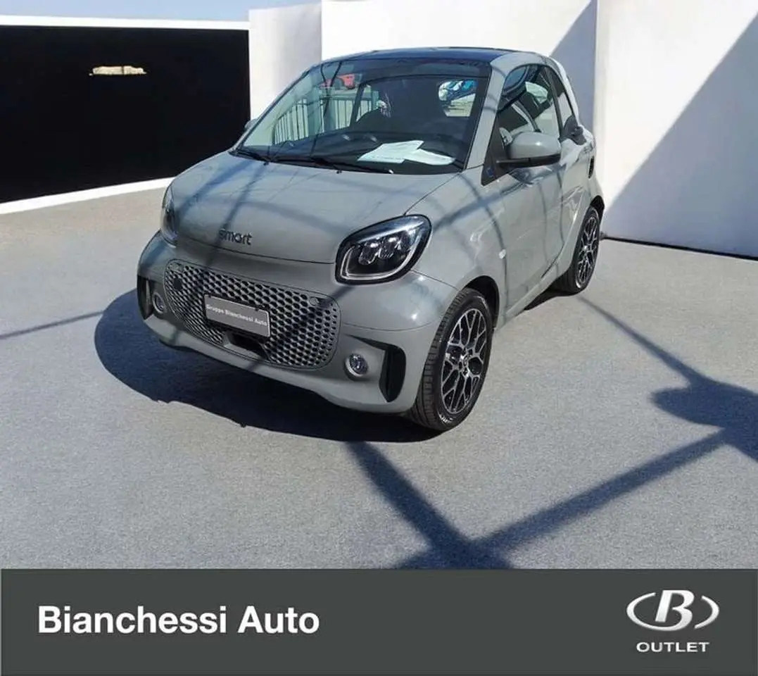 Photo 1 : Smart Fortwo 2022 Electric