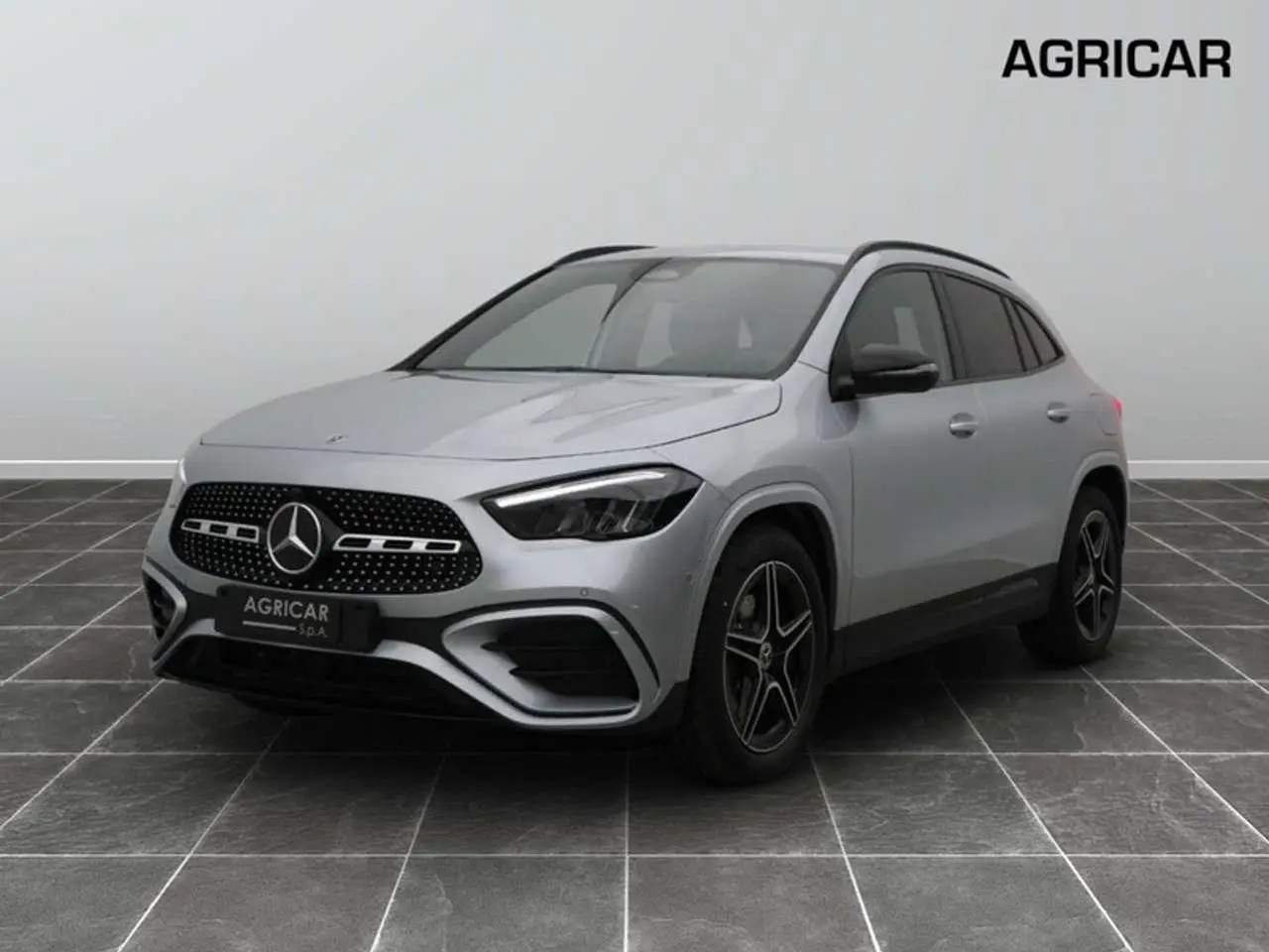 Photo 1 : Mercedes-benz Classe Gla 2024 Diesel