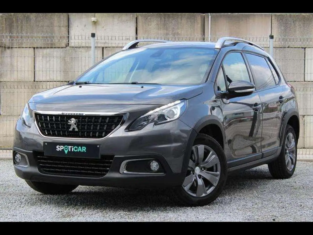 Photo 1 : Peugeot 2008 2019 Petrol