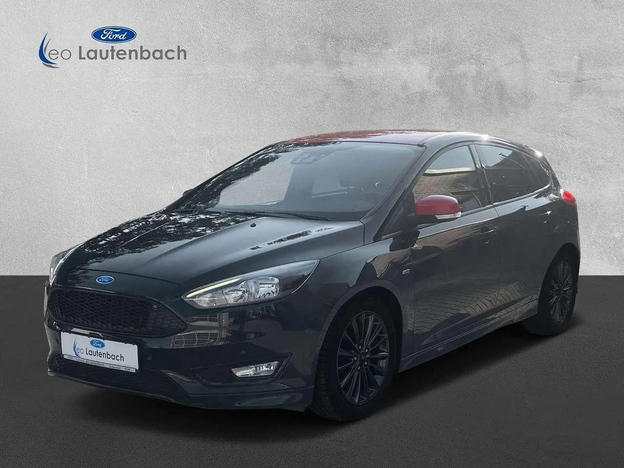 Photo 1 : Ford Focus 2017 Petrol