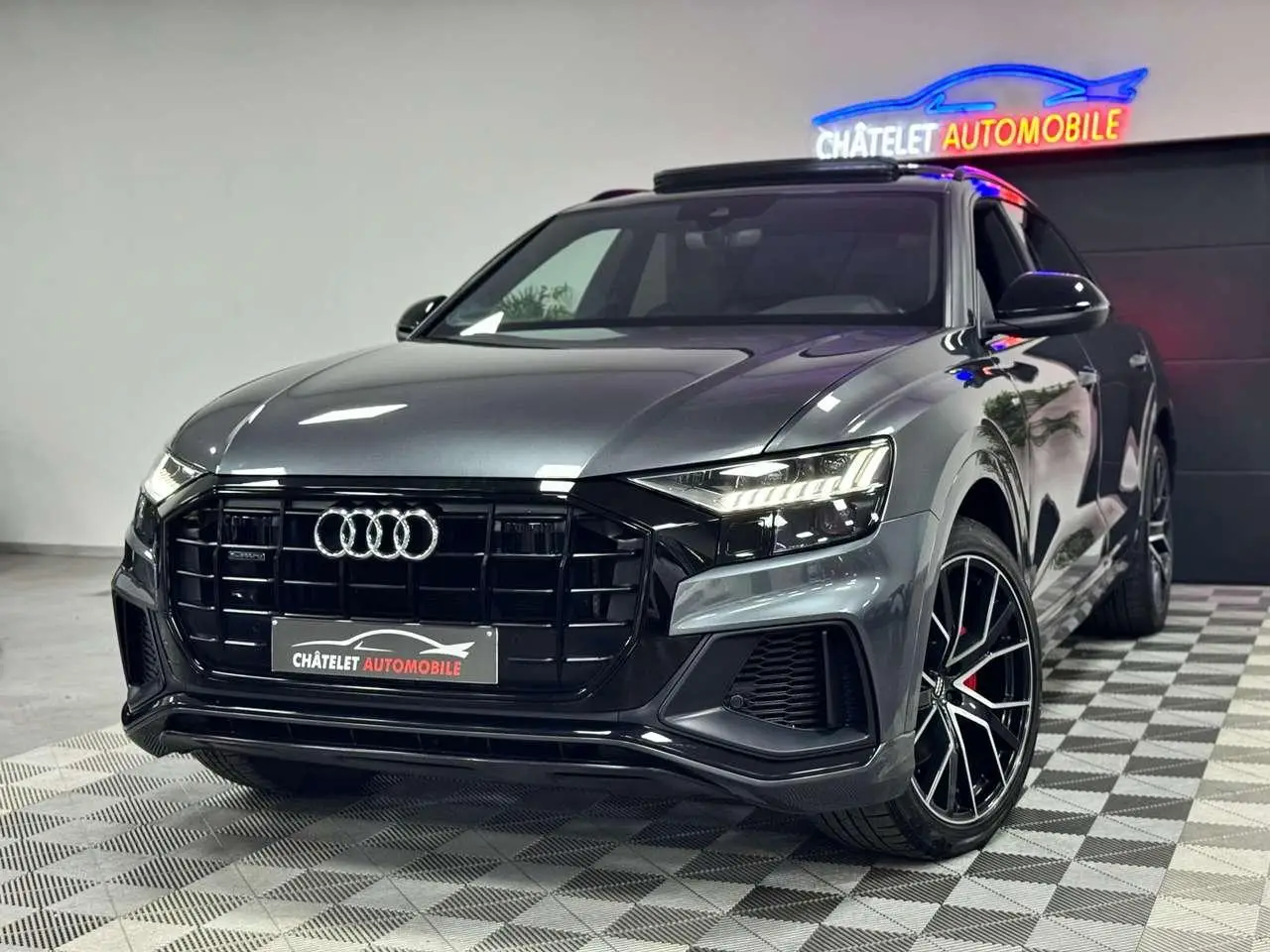 Photo 1 : Audi Q8 2019 Diesel