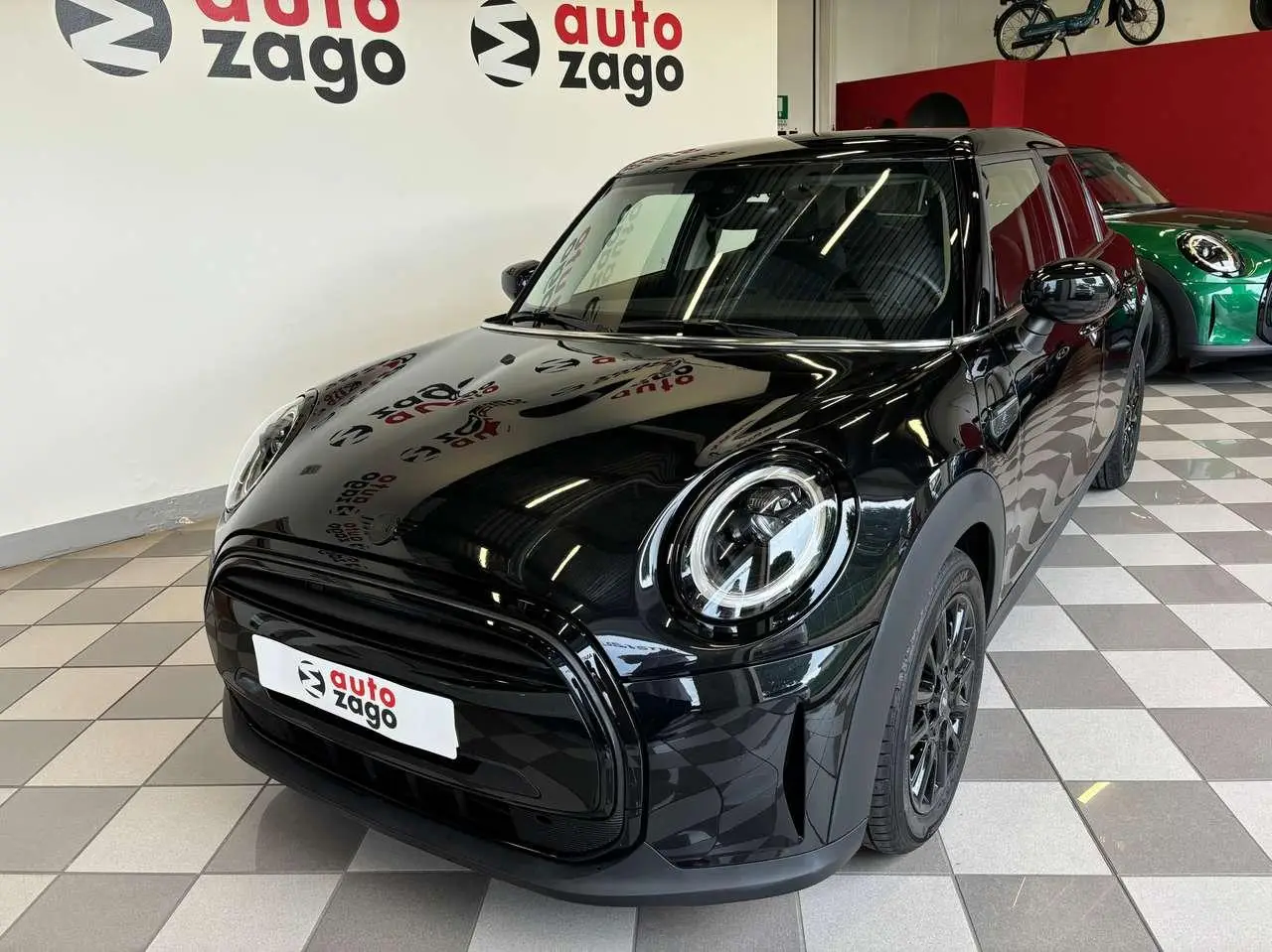 Photo 1 : Mini Cooper 2023 Petrol