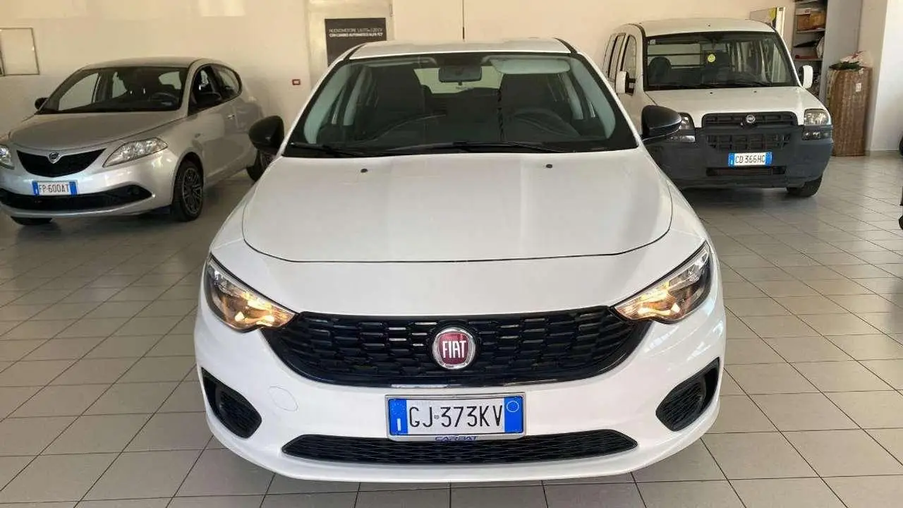 Photo 1 : Fiat Tipo 2019 Diesel