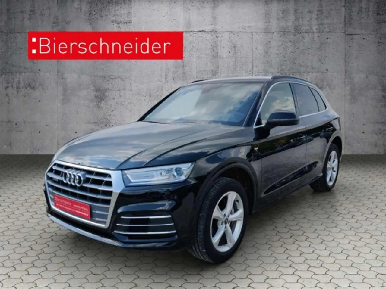 Photo 1 : Audi Q5 2021 Hybride