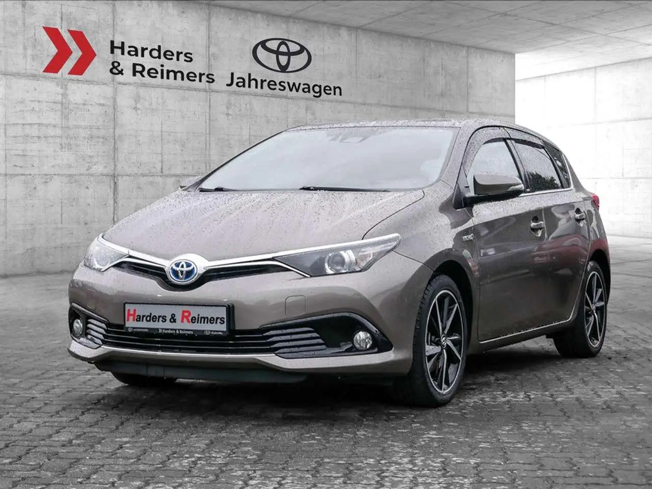 Photo 1 : Toyota Auris 2017 Hybrid