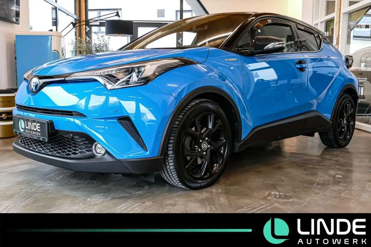 Photo 1 : Toyota C-hr 2019 Hybrid