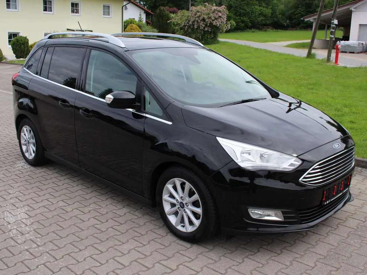 Photo 1 : Ford Grand C-max 2017 Essence