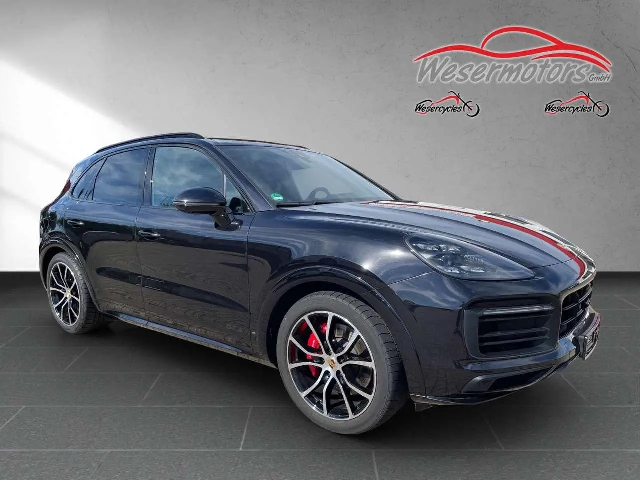 Photo 1 : Porsche Cayenne 2021 Petrol