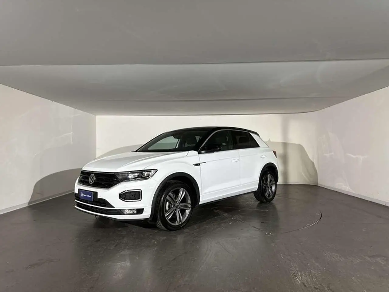 Photo 1 : Volkswagen T-roc 2021 Essence