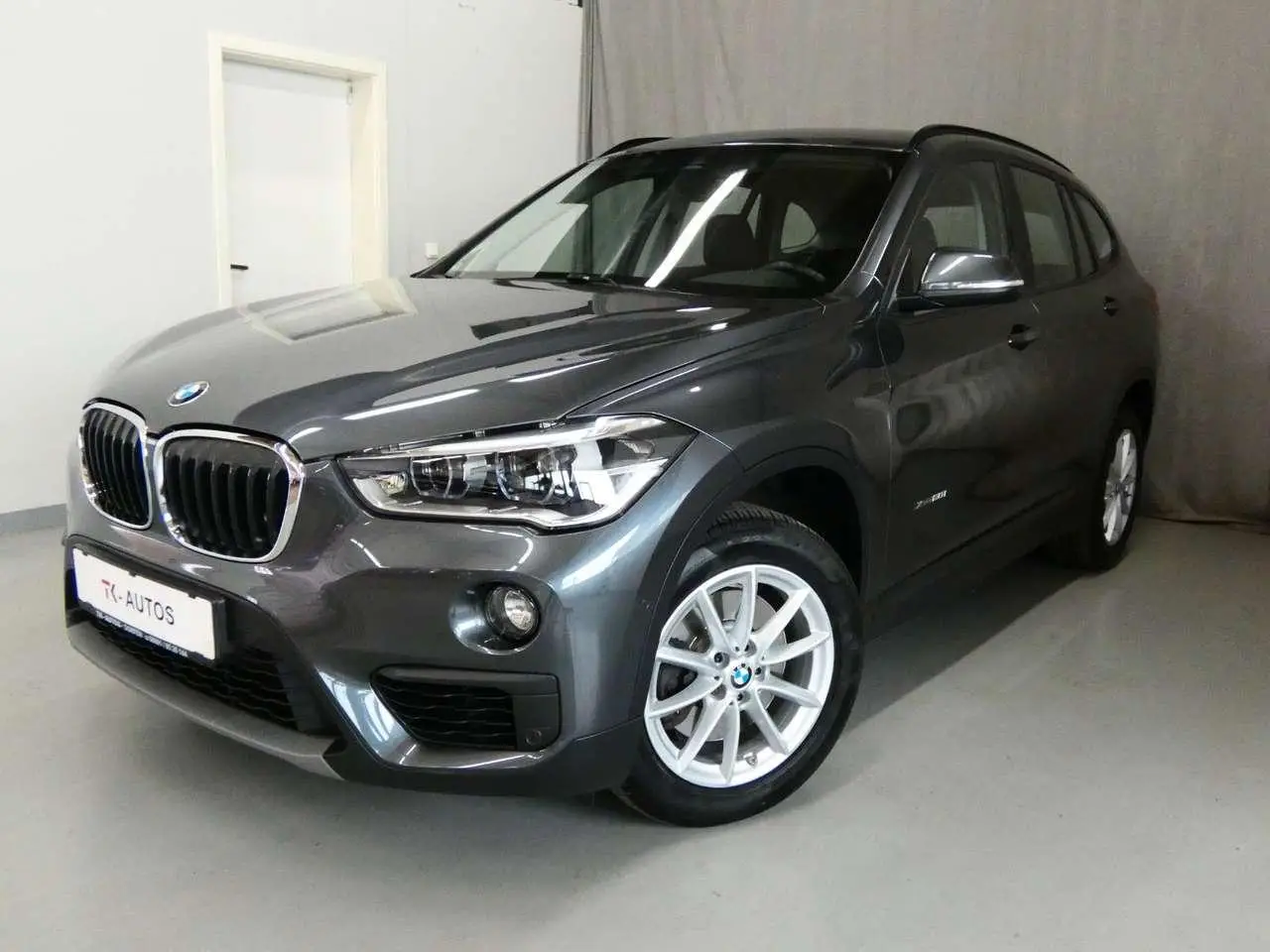 Photo 1 : Bmw X1 2018 Petrol