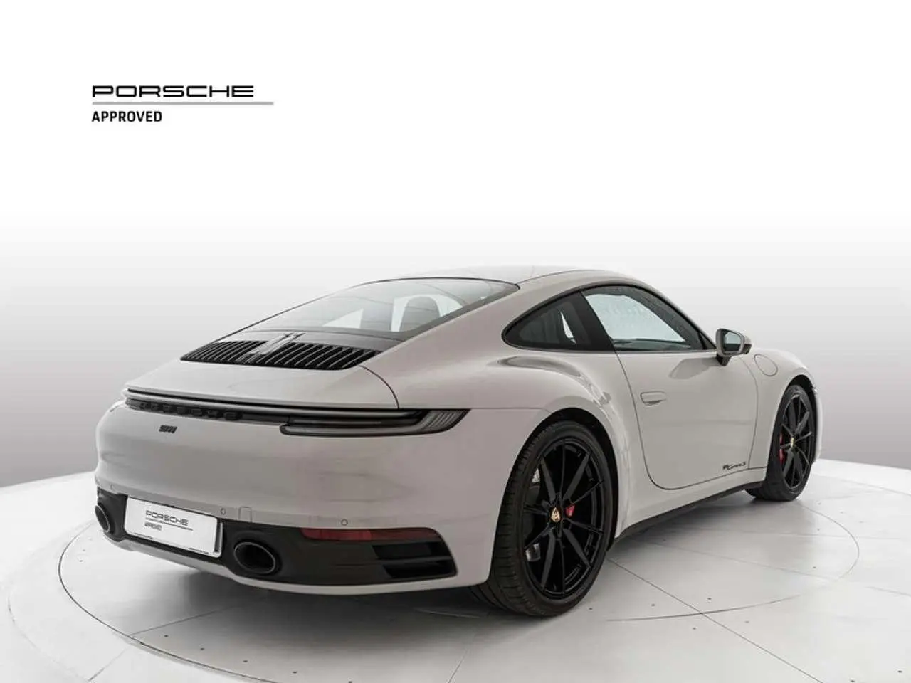 Photo 1 : Porsche 992 2022 Petrol