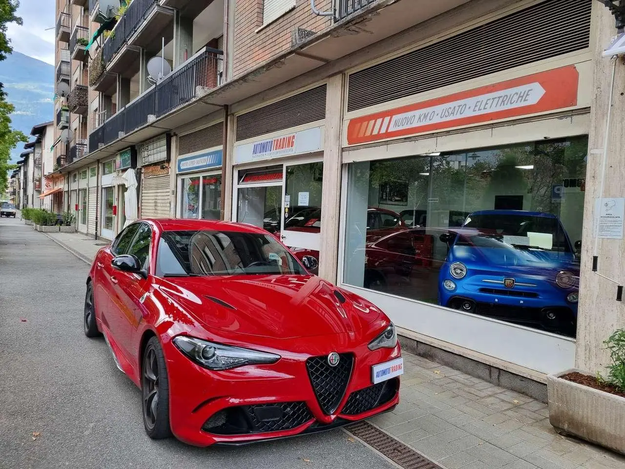 Photo 1 : Alfa Romeo Giulia 2023 Petrol