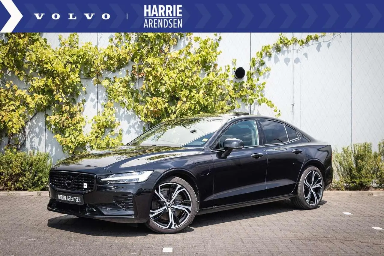 Photo 1 : Volvo S60 2020 Hybride