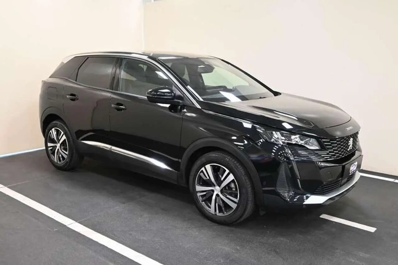 Photo 1 : Peugeot 3008 2023 Petrol