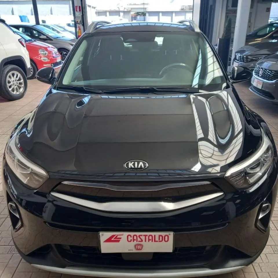 Photo 1 : Kia Stonic 2021 LPG