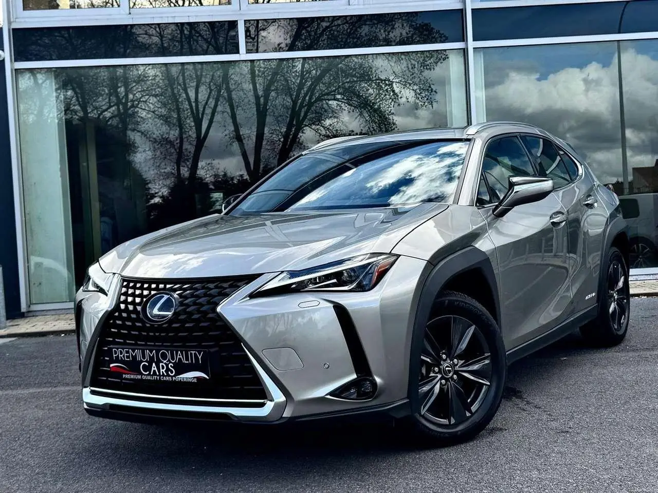 Photo 1 : Lexus Ux 2021 Petrol