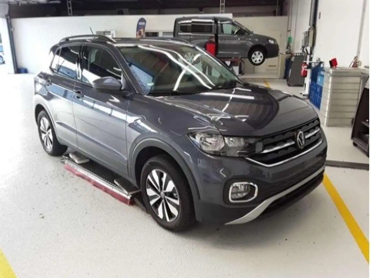 Photo 1 : Volkswagen T-cross 2023 Essence