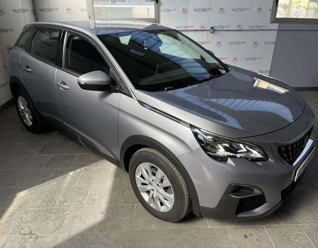 Photo 1 : Peugeot 3008 2021 Diesel