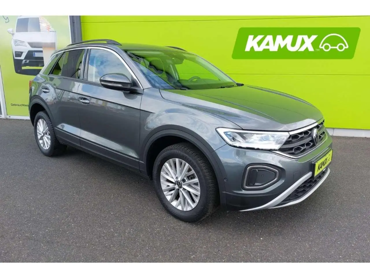 Photo 1 : Volkswagen T-roc 2023 Petrol