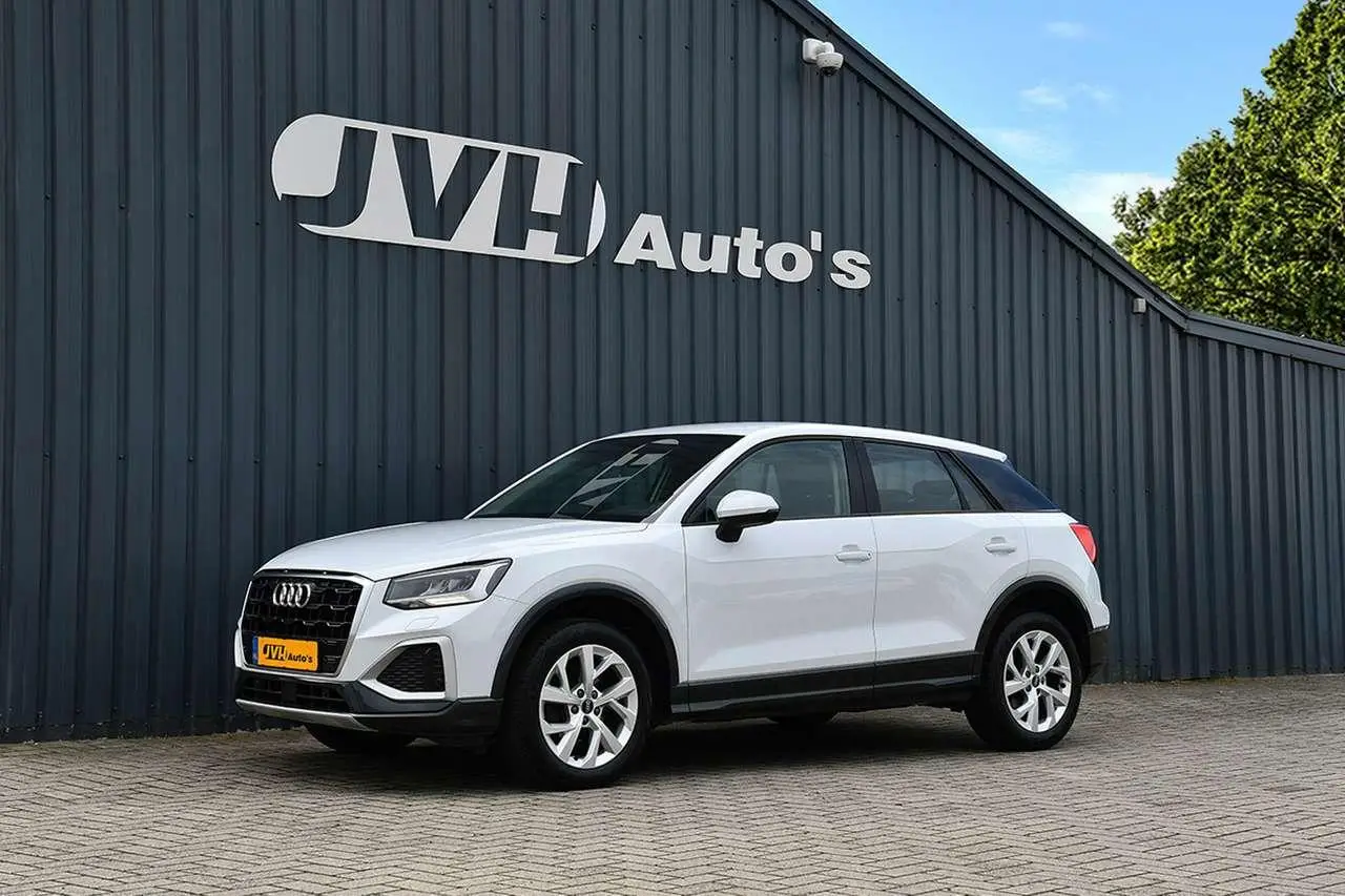 Photo 1 : Audi Q2 2021 Essence