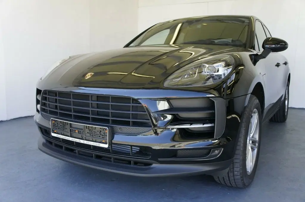 Photo 1 : Porsche Macan 2020 Petrol