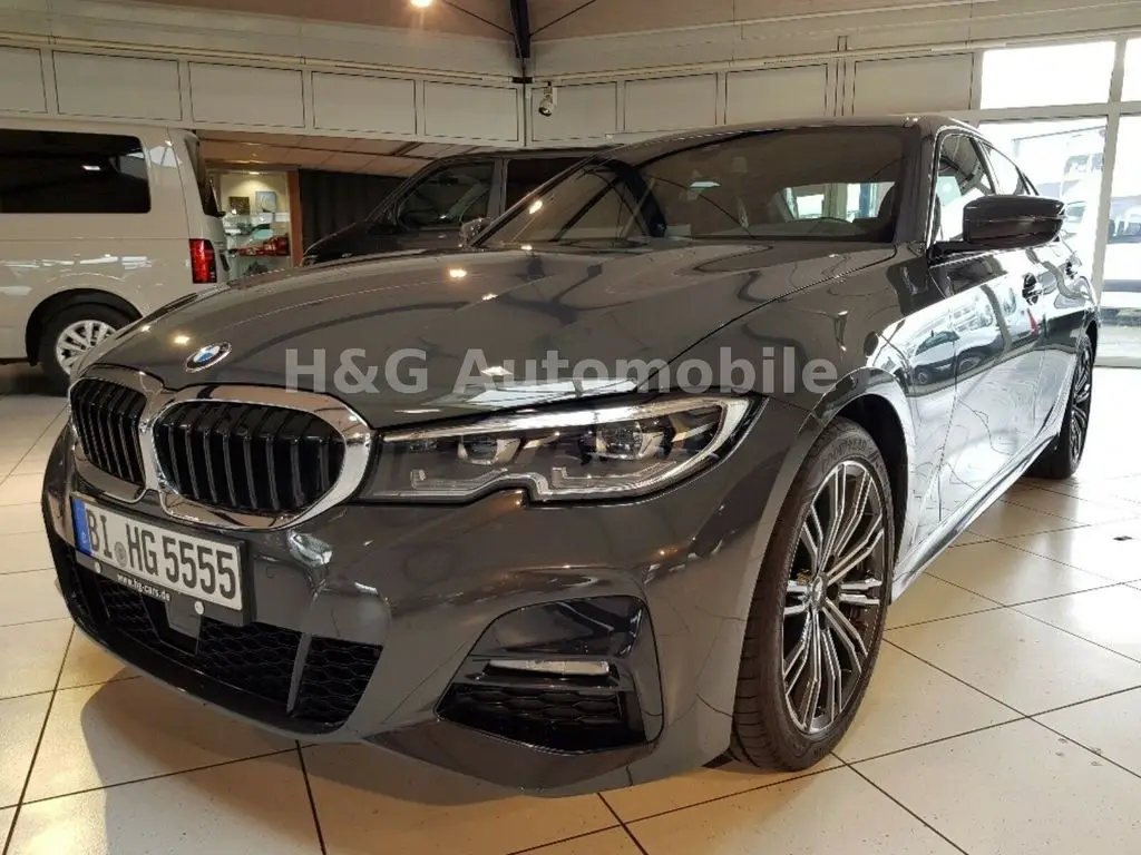 Photo 1 : Bmw Serie 3 2019 Essence