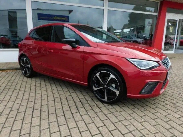 Photo 1 : Seat Ibiza 2024 Petrol