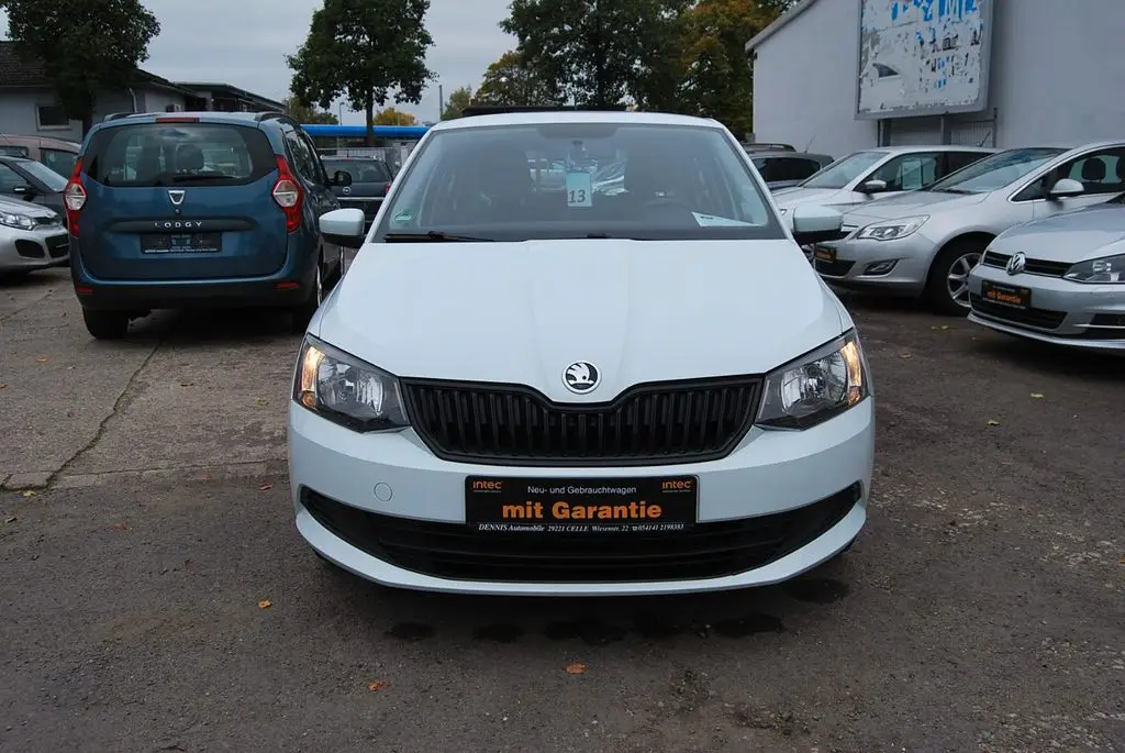 Photo 1 : Skoda Fabia 2015 Essence