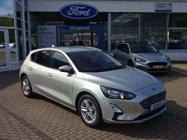 Photo 1 : Ford Focus 2021 Petrol