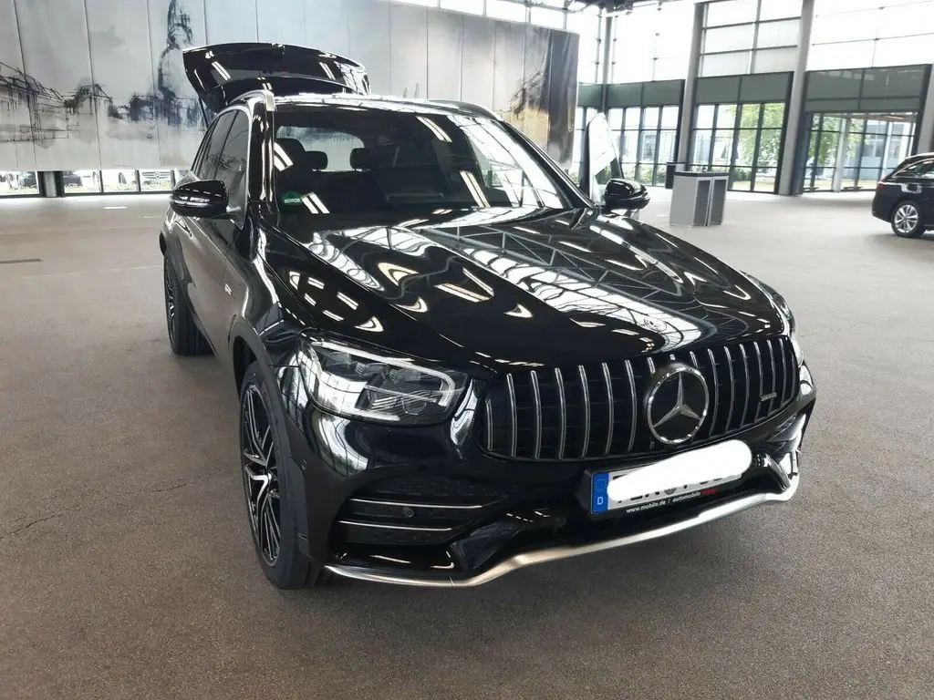 Photo 1 : Mercedes-benz Classe Glc 2020 Petrol