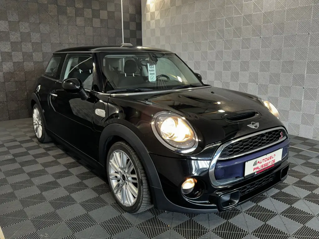 Photo 1 : Mini Cooper 2016 Diesel