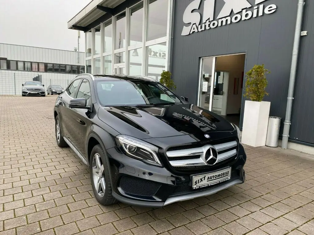 Mercedes Benz Classe Gla GLA 200 7G-DCT AMG LINE STYLE PANORAMADACH,XENON