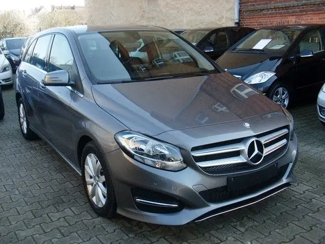 Photo 1 : Mercedes-benz Classe B 2015 Petrol