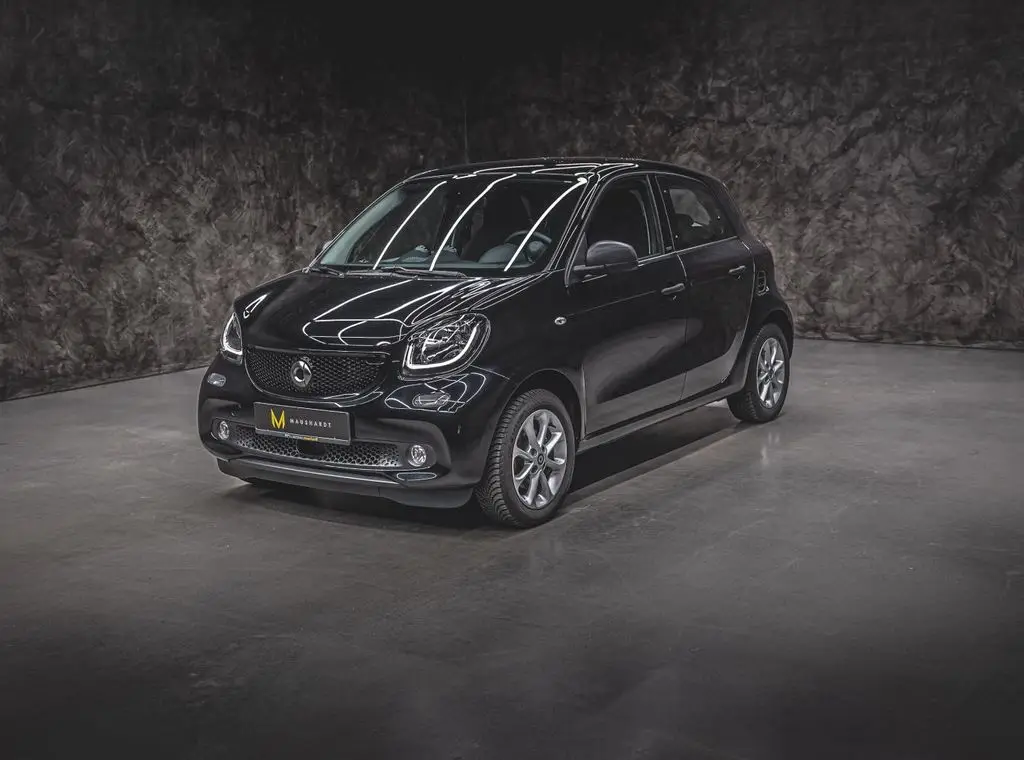 Photo 1 : Smart Forfour 2019 Petrol