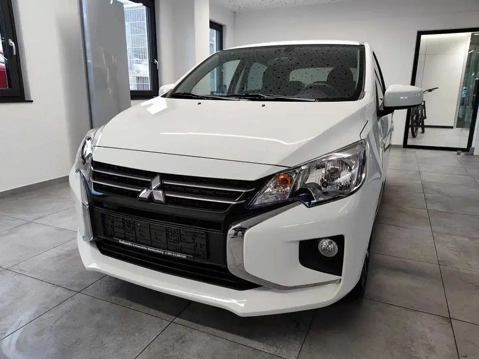 Photo 1 : Mitsubishi Space Star 2022 Petrol