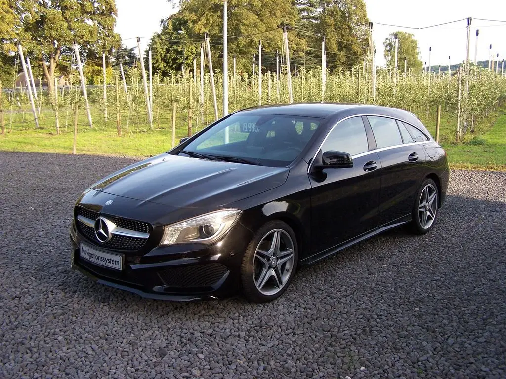 Photo 1 : Mercedes-benz Classe Cla 2015 Petrol