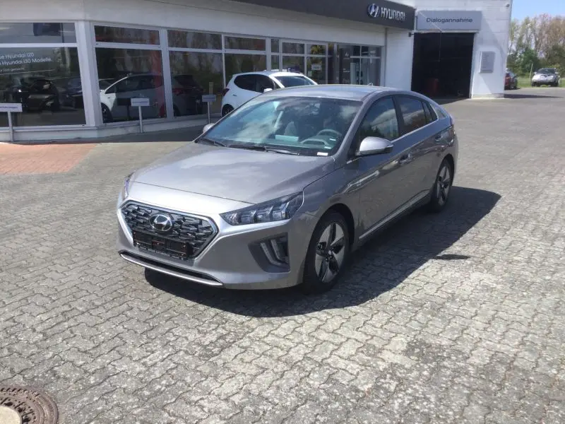 Photo 1 : Hyundai Ioniq 2022 Hybrid