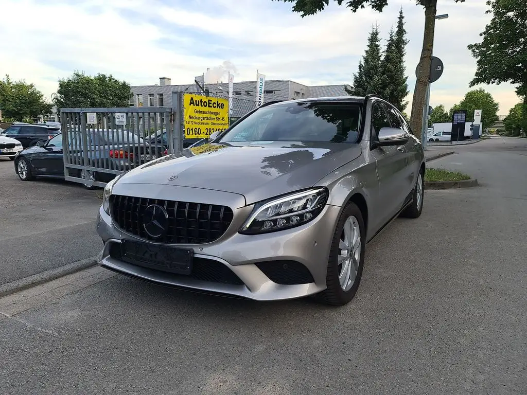 Photo 1 : Mercedes-benz Classe C 2019 Petrol