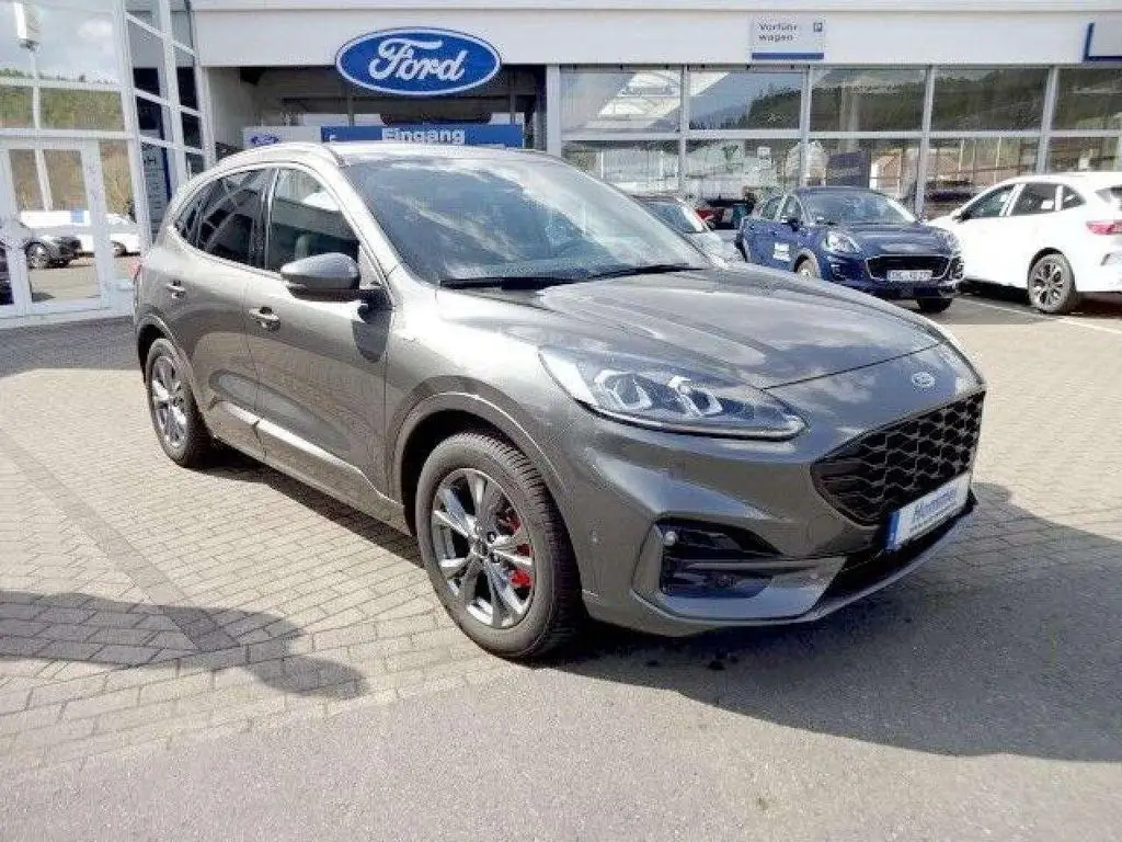 Photo 1 : Ford Kuga 2021 Essence